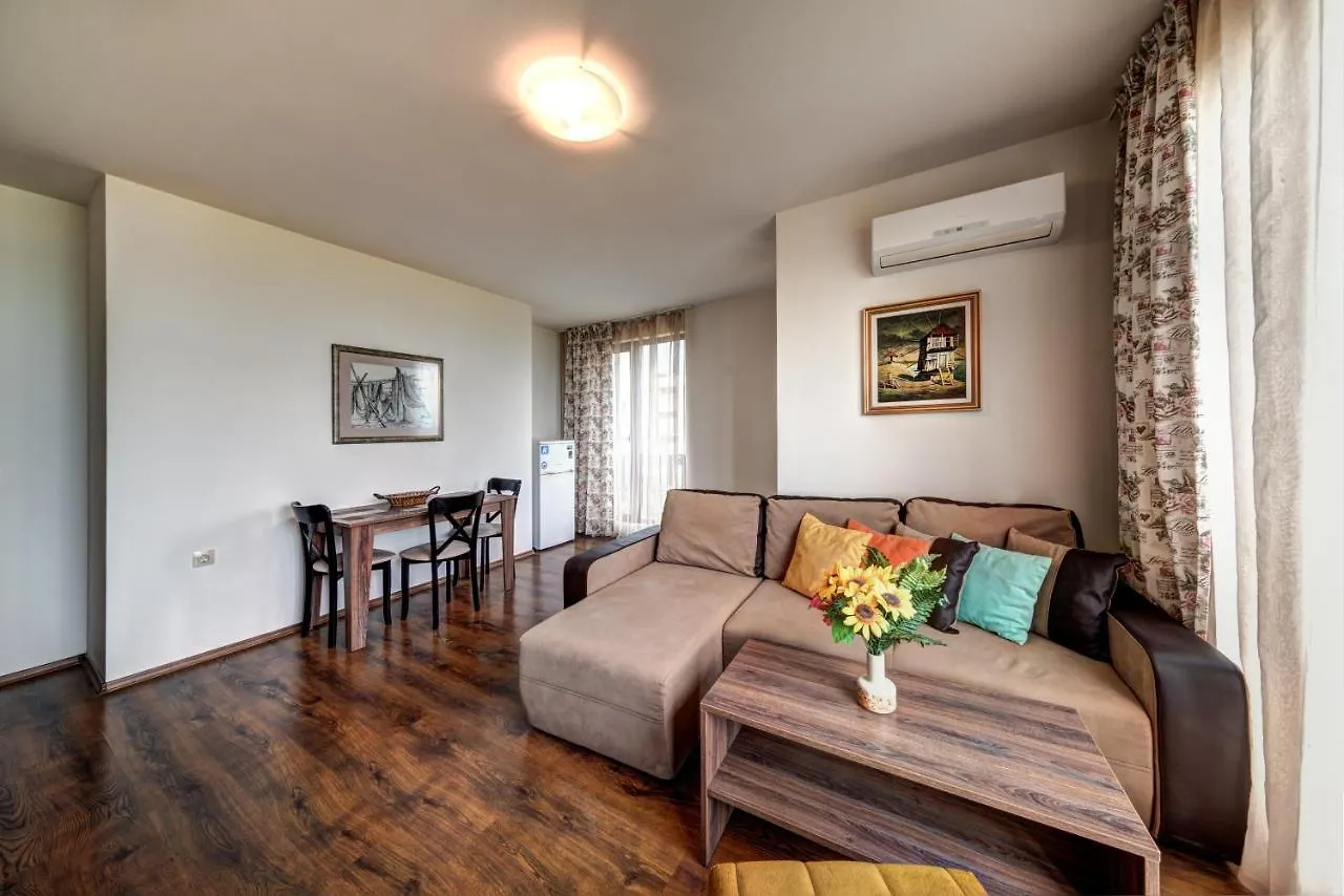Sea Panorama Apartment - Diamond Beach Sarafovo بورغاس