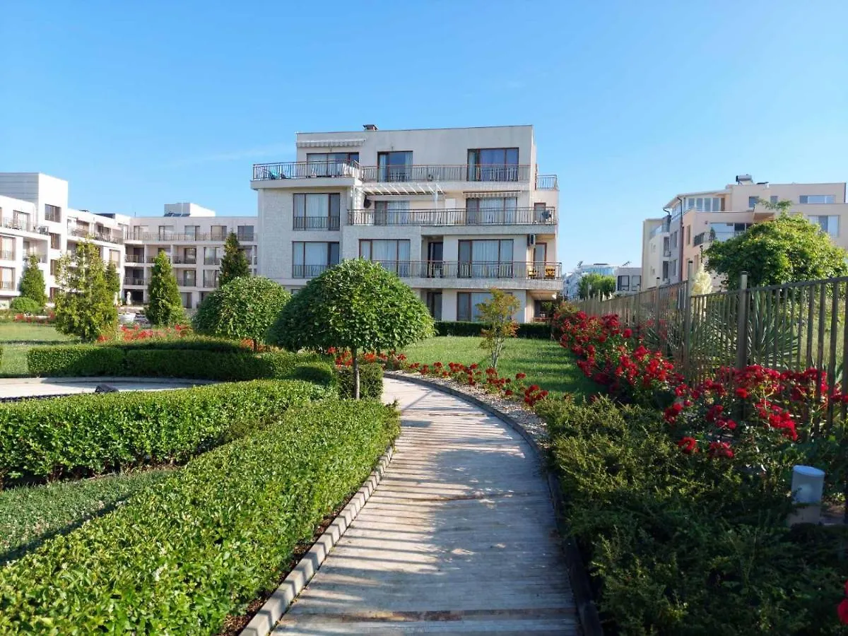 Sea Panorama Apartment - Diamond Beach Sarafovo بورغاس